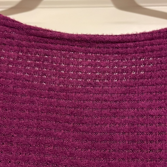 EUC 1 State knot back waffle knit top - Picture 3 of 6